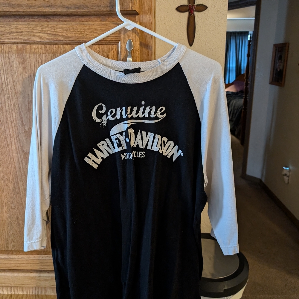Harley Davidson 3/4 sleeve shirt